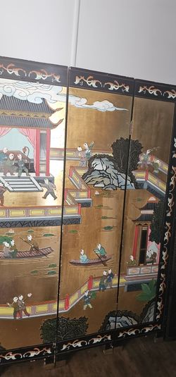 Oriental Decorative Room Divider 