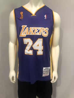 🐍READING IS 🔑🐍$50 LOCAL FIRM🐍$55 IF NEEDS TO BE SHIPPED🐍SIZES: L-XL🐍 MEET IN SW BAKERSFIELD 🐍