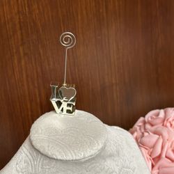 Silver Tone LOVE shaped sign Place Card Holder