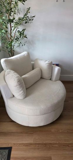 Cream Swivel Barrel Accent Chair – 360°