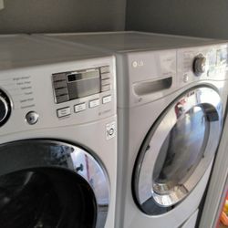 Lg Washer &Dryer