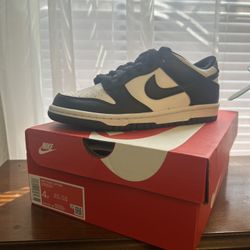 Panda Dunks 