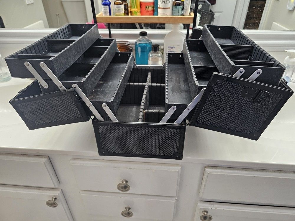 Aluminum Makeup Case