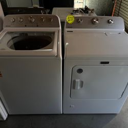 WHITE MAYTAG TOP LOAD WASHER & GAS DRYER 