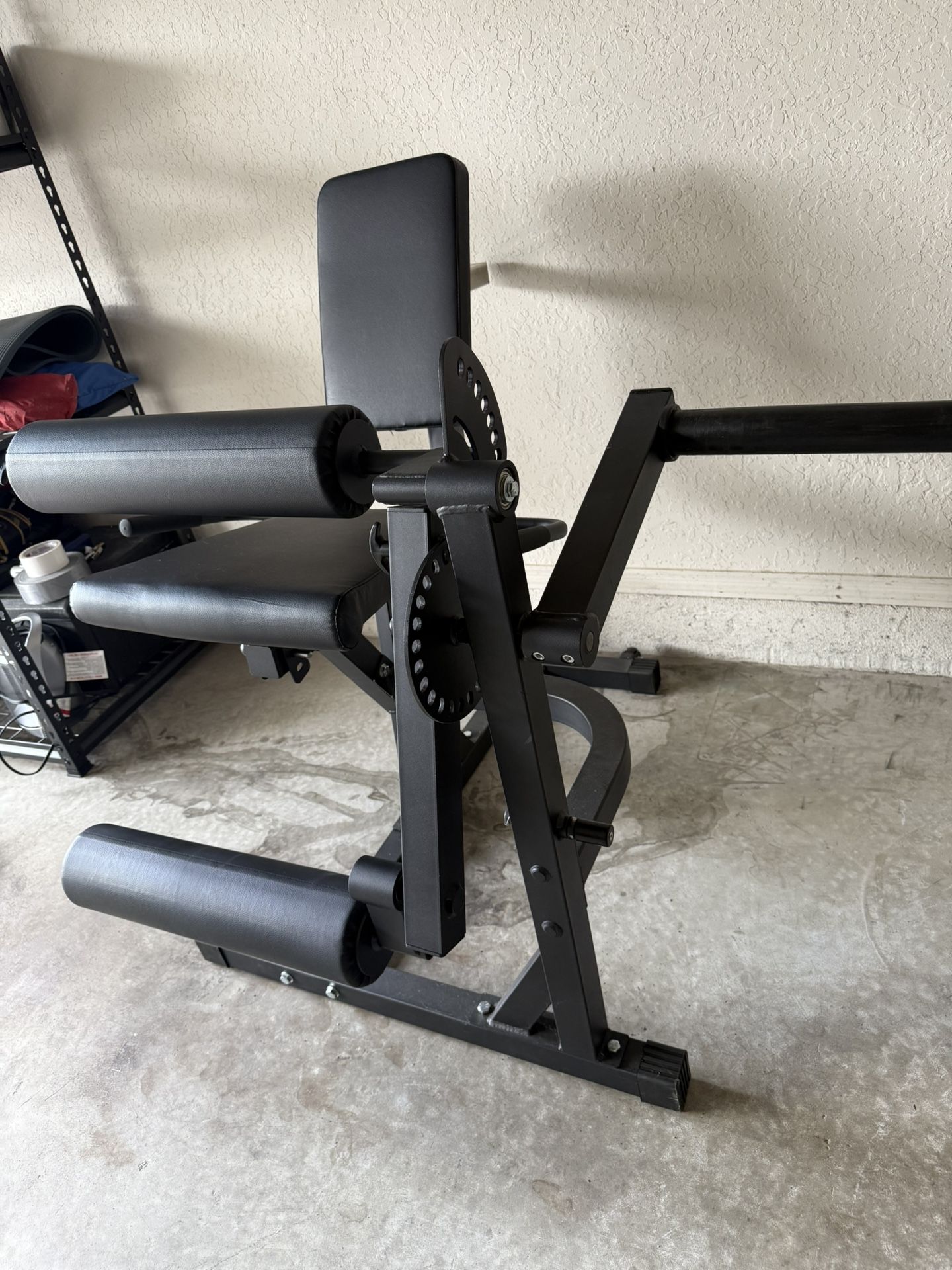 Seated Leg Extension and Curl Machine
