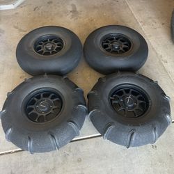 32” Rogue Paddle Tires Method Wheels