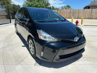 2017 Toyota Prius V