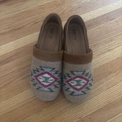 Born Shoes