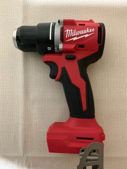 Milwaukee. M18 Lithium-Ion Brushless Cordless 1/2” Compact Drill Driver (Tool Only). 3601-20.