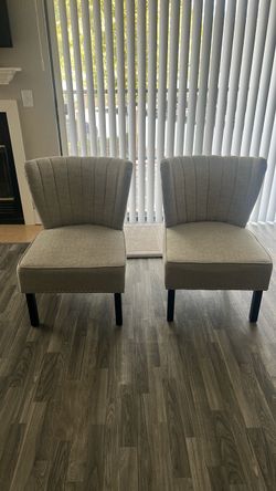 Set of 2 Accent Chairs with Nailhead Trim