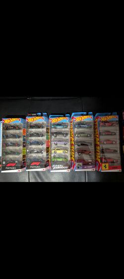 Hot wheels 5 packs