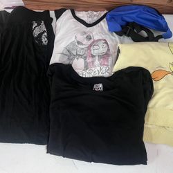 Bundle Of Women Clothing Size Is Medium. 3 Black Pants, 2 Ling Sleeves, 1 Sweatshirt, 1 Bag. Take All For Price Listed 