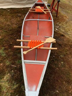 Canoe 3 Person Great Condition