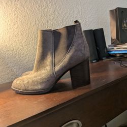 Boots Size 7