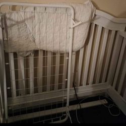 Crib/Toddler GREAT DEAL! NEED GONE TODAY