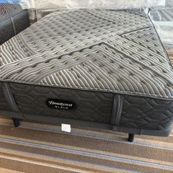 Mattress Brand New Beautyrest Black Extra Firm Mattress 