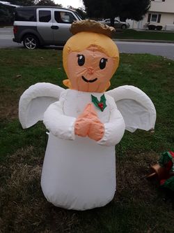 Christmas blow up 4ft tall