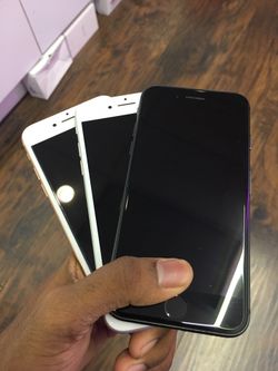 iPhone 8 64GB Factory Unlocked Excellent Condition With Free Charger