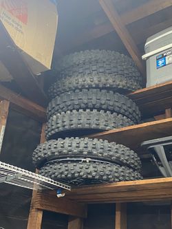 Dirt Bike tires