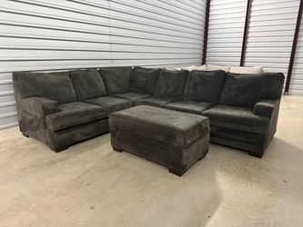 Gray Sectional With Ottoman