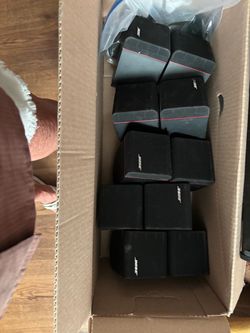 Bose Double Cube Satellite Speakers Lot