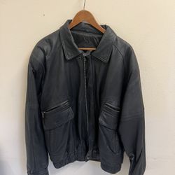 Exploration Black Leather Jack