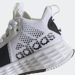 Adidas Shoes Size 10.5 Us