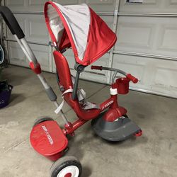 Radio Flyer 4-in-1 Stroll And Bike