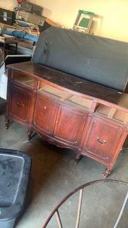 Buffet table/ all drawers included