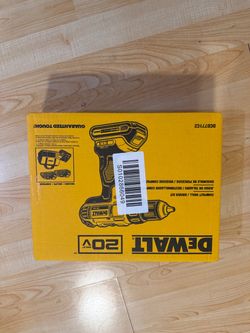 DEWALT 20V Max Compact Drill Driver Kit DCD771C2
