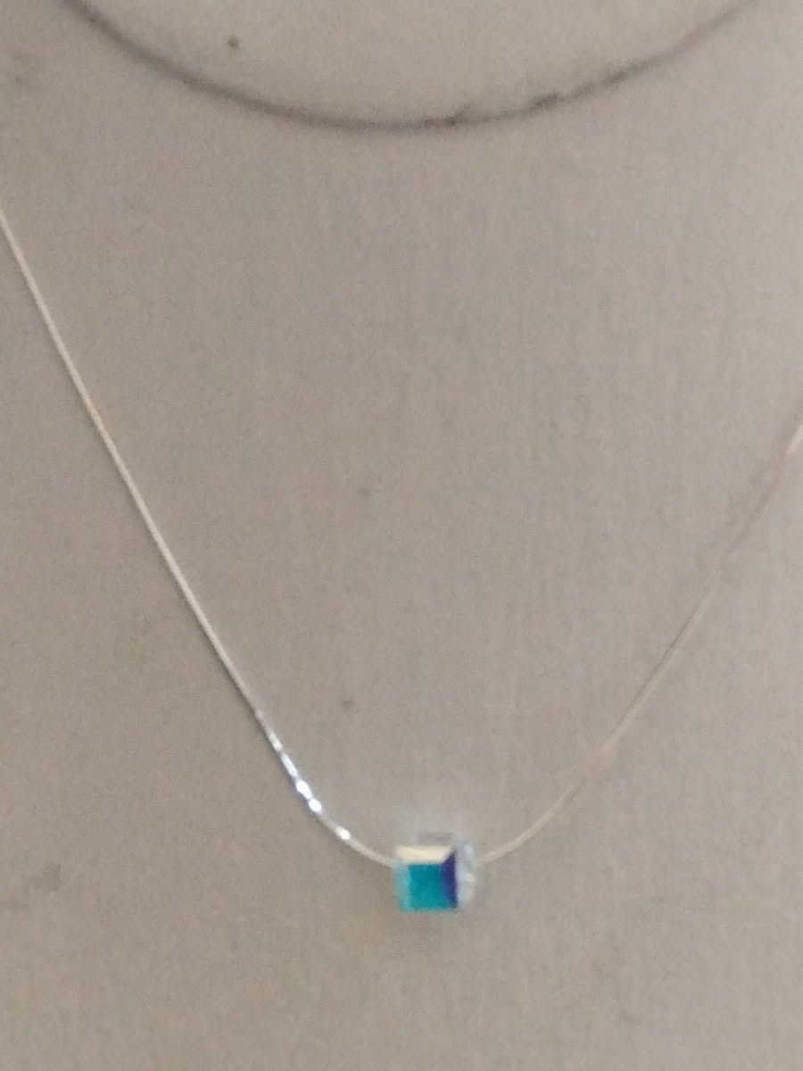 SILVER CHAIN CUARZO ZUAROSKI$40