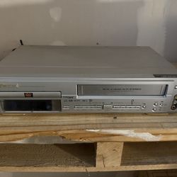 Emerson, DVD and VHS player combo