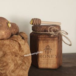 Old Fashioned Honey Jar