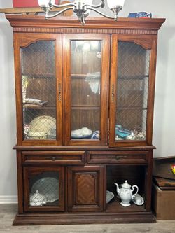Wood China Cabinet / Hutch with Glass Doors