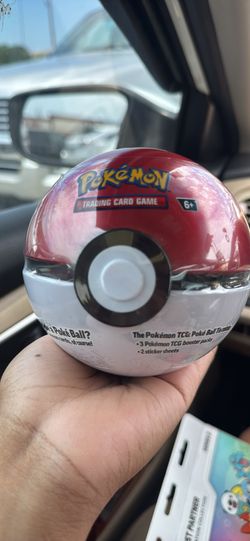 Pokeball tin