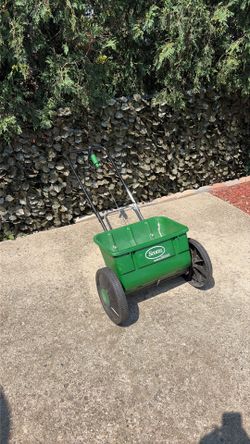 Scott’s spreader