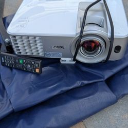 Benq Projector