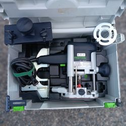 Festool OF1000 Plung Router. Excellent Condition in Systener 2 Colits &Accessories. For Pick Up Fremont Seattle. No Low Ball Offers Please. No Trades 
