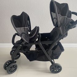 Double Stroller Chicco LIKE NEW CONDITIONS