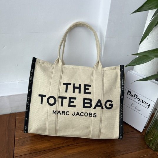 MARC JACOBS Logo Print Canvas Tote Bag