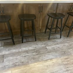 4 Kitchen Stools