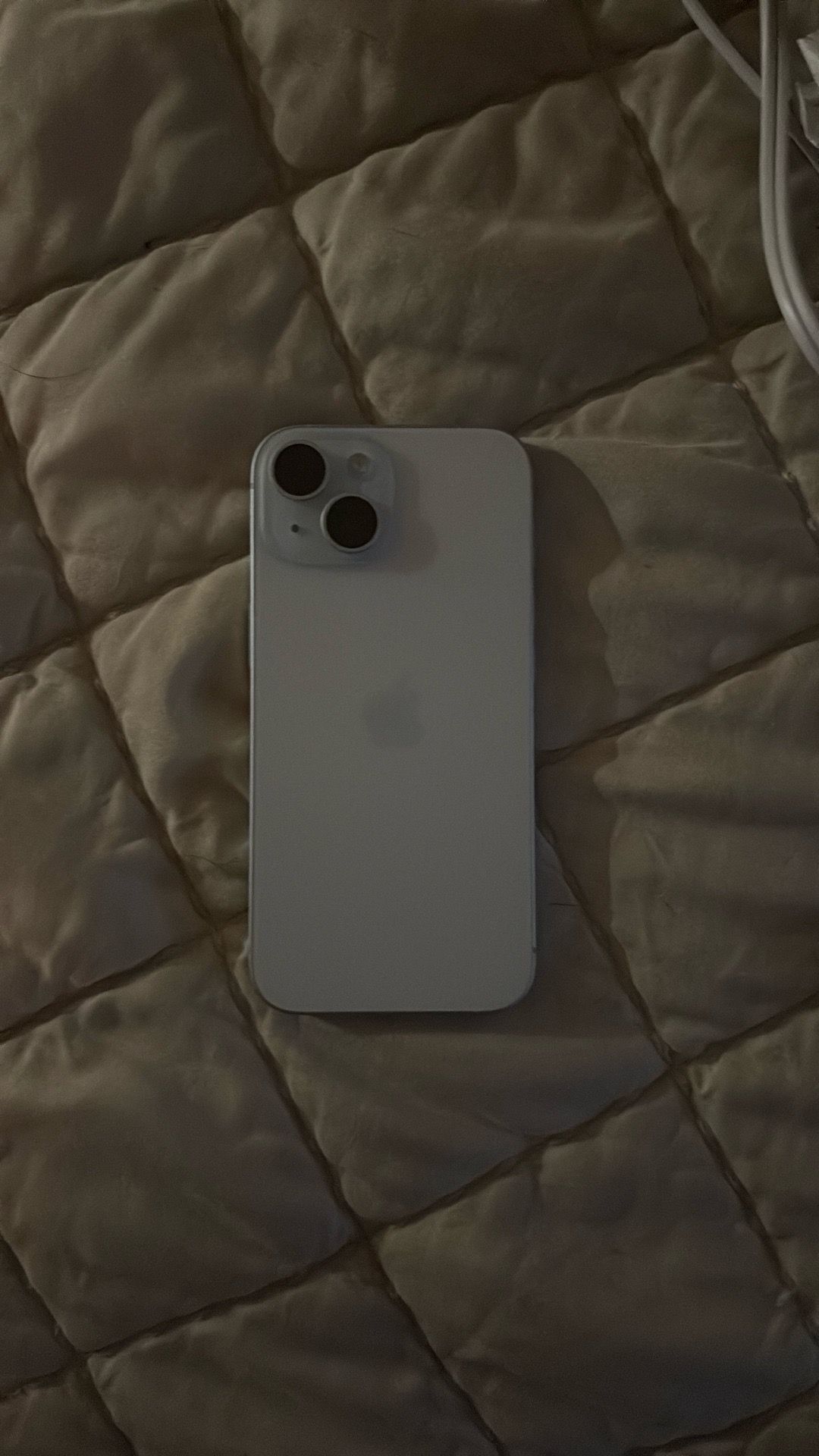 iPhone 15 blue