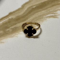 Van Cleef 14 Karat Gold Ring Size 6 