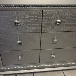 Grey Dresser