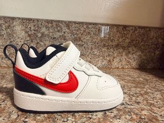 baby nikes