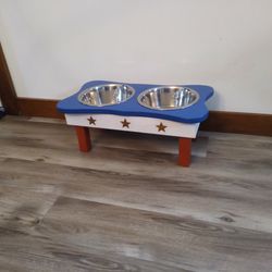 Dog Dish Stand