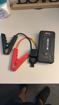 CAR JUMP STARTER
