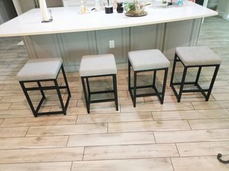 Set 4 Kitchen Island Stools