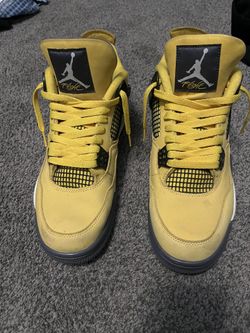 Jordan 4s