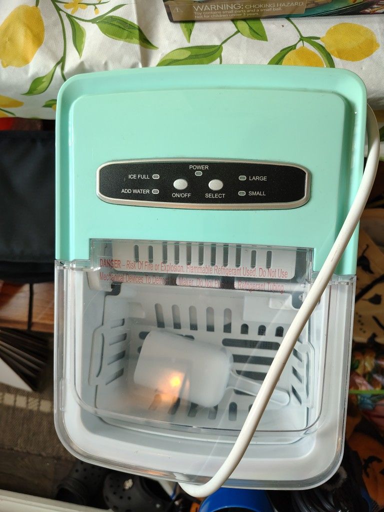 Counter Top Ice Maker